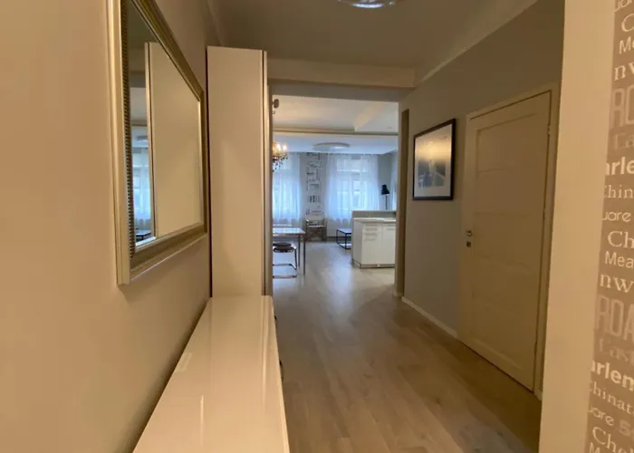 Apaczai Nearby Chain Bridge Appartement *