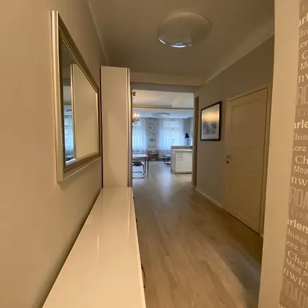 Apaczai Nearby Chain Bridge Appartement *