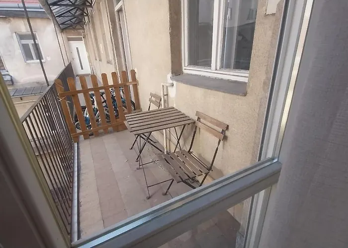 Lägenhet Apaczai Nearby Chain Bridge *